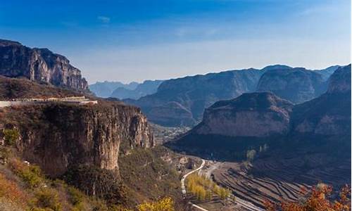 太行山上的挂壁公路,太行挂壁公路自驾路线怎么走