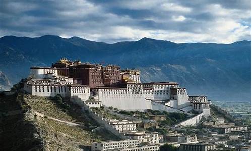 西藏十大经典旅游景点_西藏旅游景点汇总