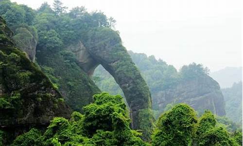 南宁龙虎山旅游攻略,南宁龙虎山旅游攻略一日游线路