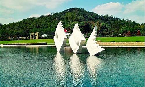 上海月湖雕塑公园地址电话_上海月湖雕塑公